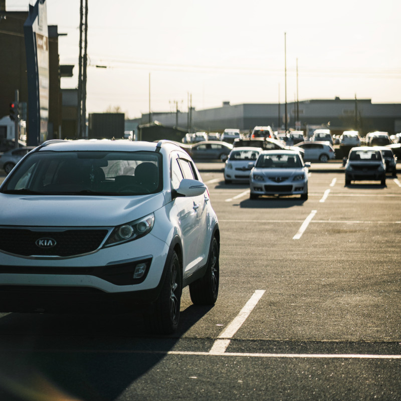 parkkitilaa lentoasemalla